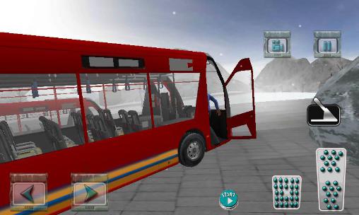 Conduite d'un bus touristique par les collines