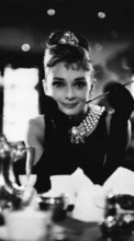 Cinéma,Personnes,Filles,Acteurs,Audrey Hepburn pour Apple iPhone SE